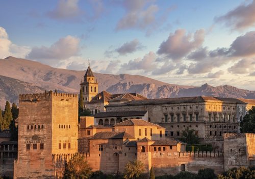 Het Alhambra voor zonsondergang